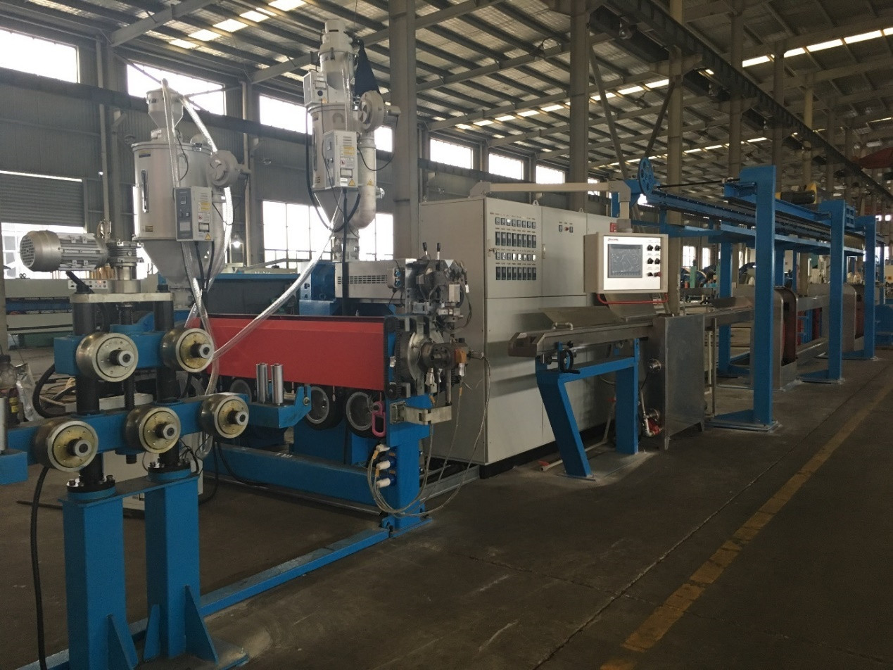 Ucingo kunye neCable Extruders