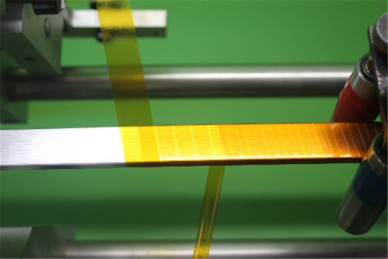 Máquina encintadora Kapton® (7)